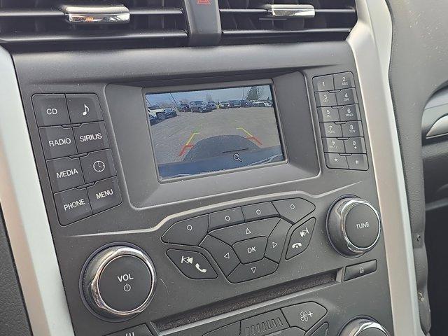 Ford Fusion Hybrid  2016