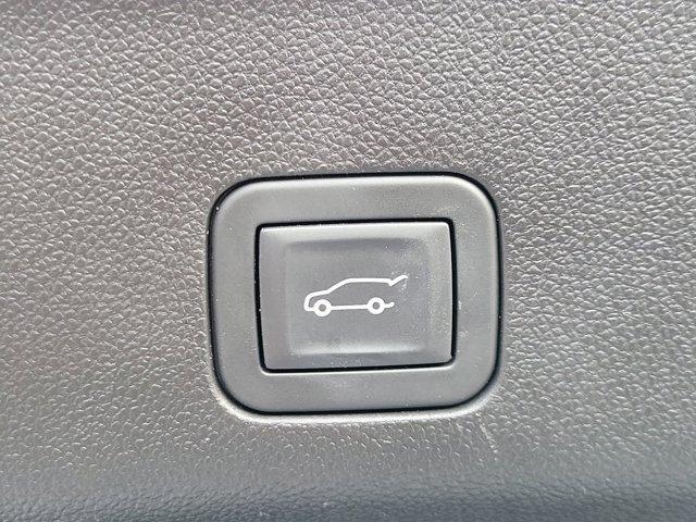 GMC Yukon XL  2025