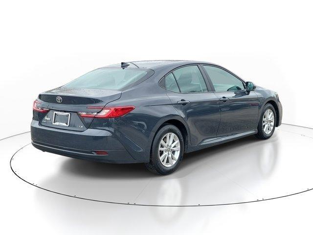 Toyota Camry Hybrid  2025
