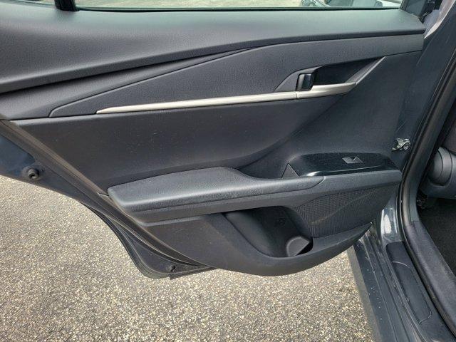 Toyota Camry Hybrid  2025