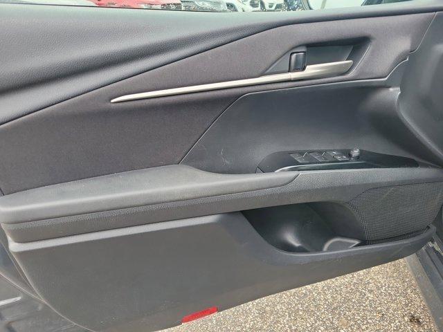 Toyota Camry Hybrid  2025