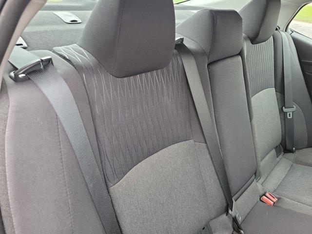 Toyota Camry Hybrid  2025