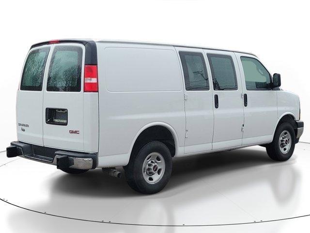 GMC Savana  2024