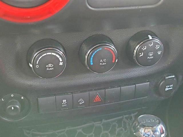 Jeep Wrangler  2016