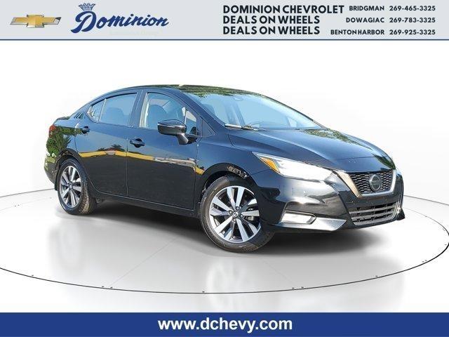 Nissan Versa  2020
