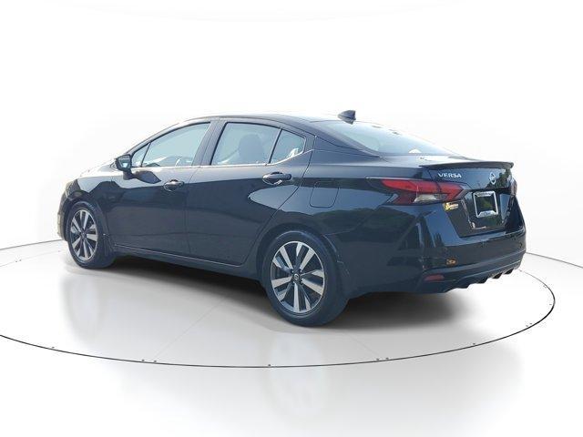 Nissan Versa  2020