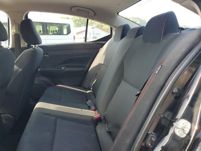 Nissan Versa  2020