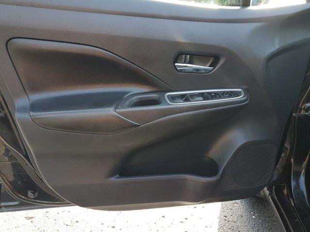 Nissan Versa  2020