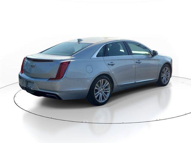 Cadillac XTS  2018