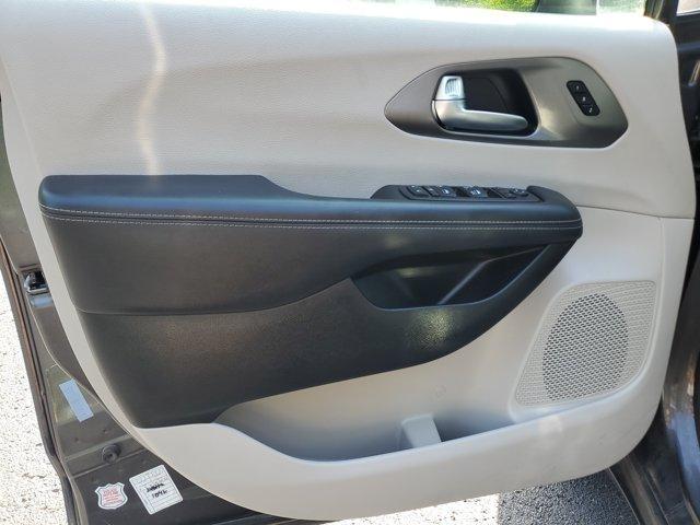 Chrysler Pacifica  2023