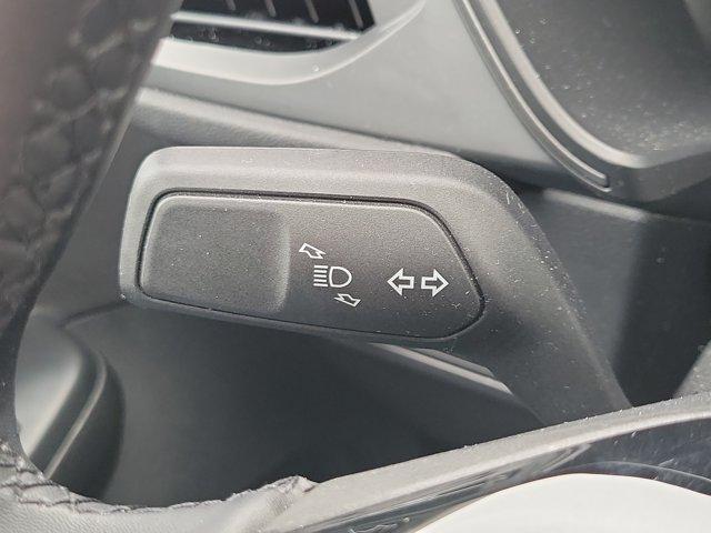 Ford Escape Plug-in Hybrid  2025