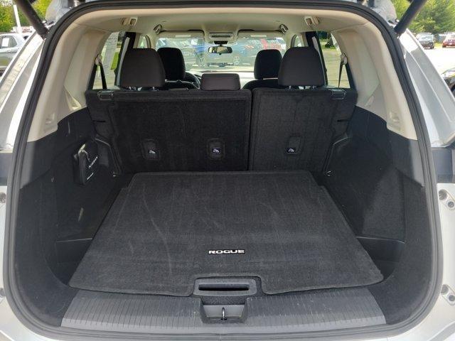 Nissan Rogue  2024