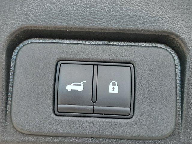 Nissan Rogue  2024