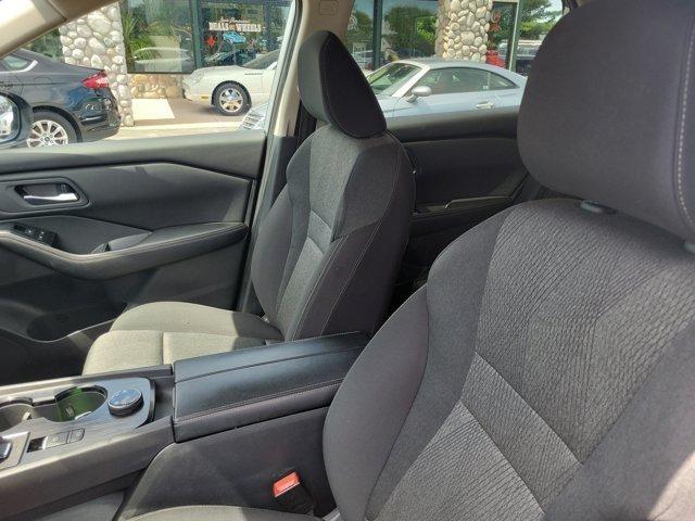 Nissan Rogue  2024