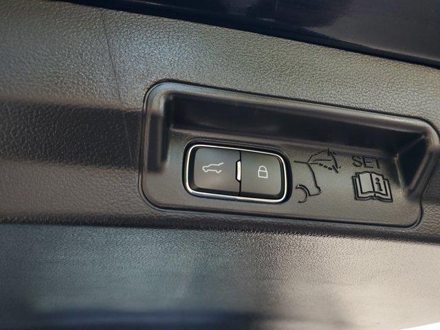 Ford Explorer  2025
