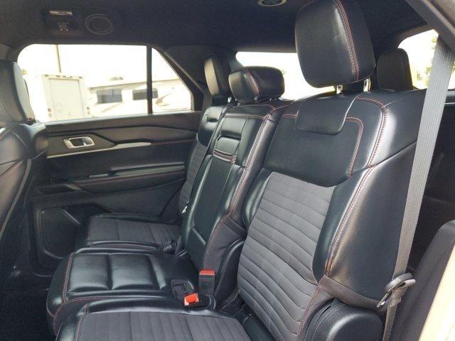 Ford Explorer  2025