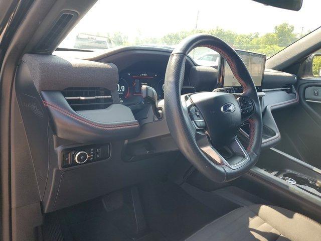Ford Explorer  2025