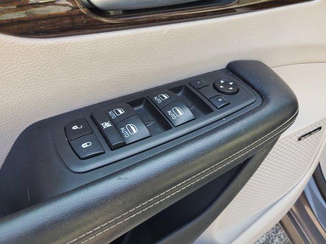Chrysler Pacifica  2021