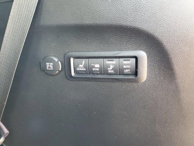 Chrysler Pacifica  2023