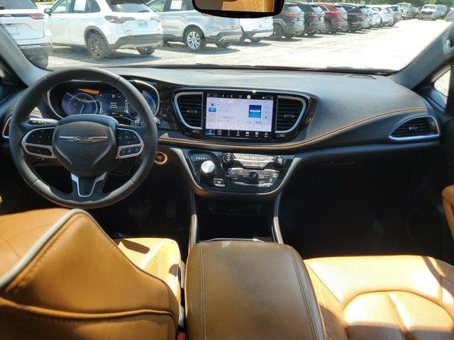 Chrysler Pacifica  2023