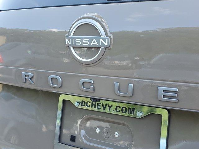 Nissan Rogue  2025
