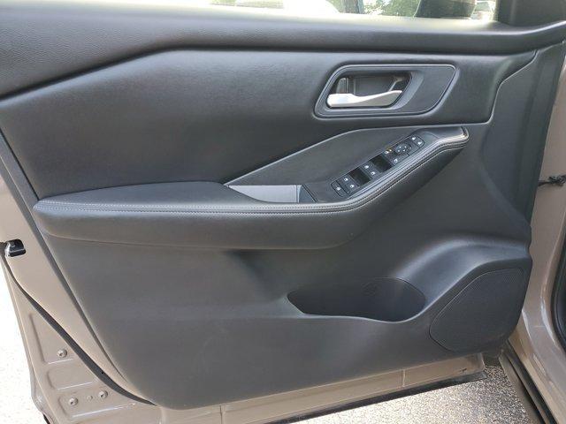 Nissan Rogue  2025