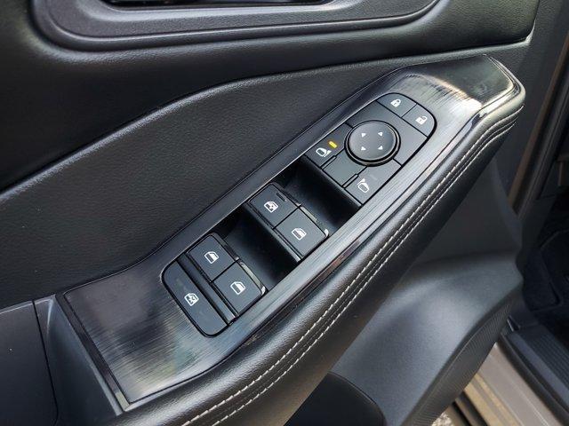 Nissan Rogue  2025