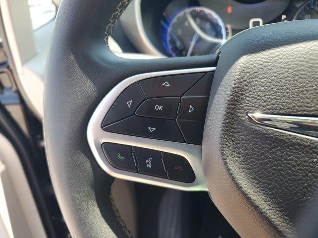 Chrysler Pacifica  2024