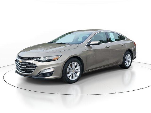 Chevrolet Malibu photo 2
