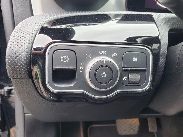 Mercedes-Benz CLA-Class  2025
