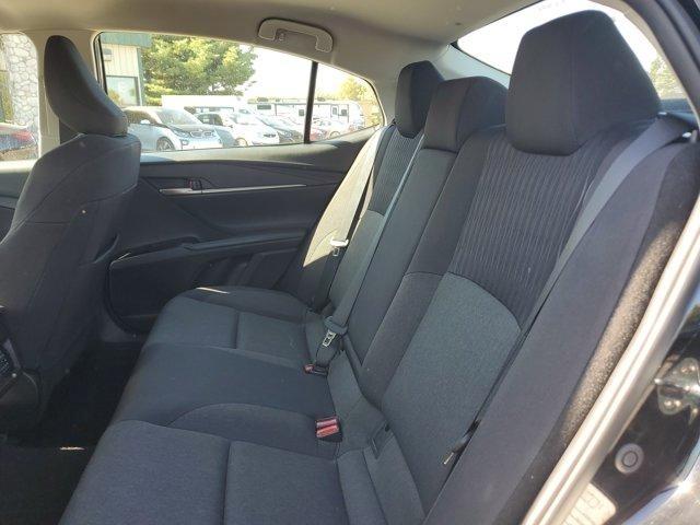 Toyota Camry Hybrid  2025