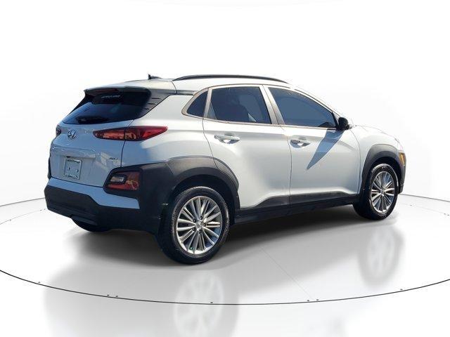 Hyundai Kona  2021