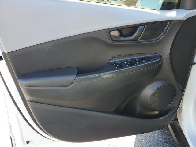 Hyundai Kona  2021