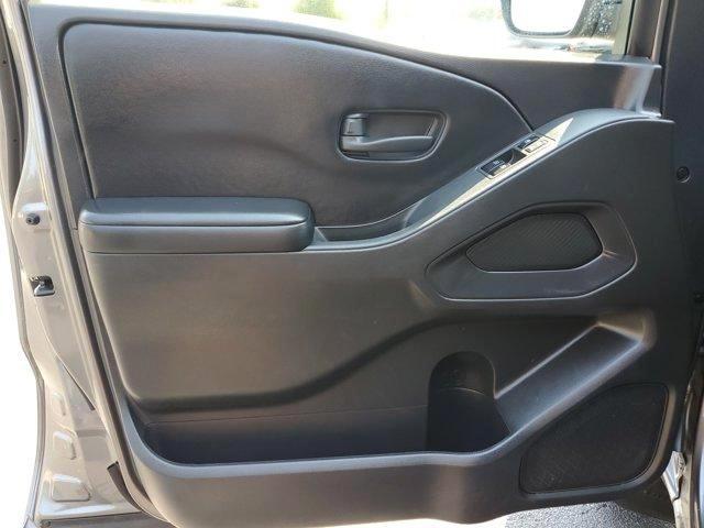 Nissan Frontier  2026