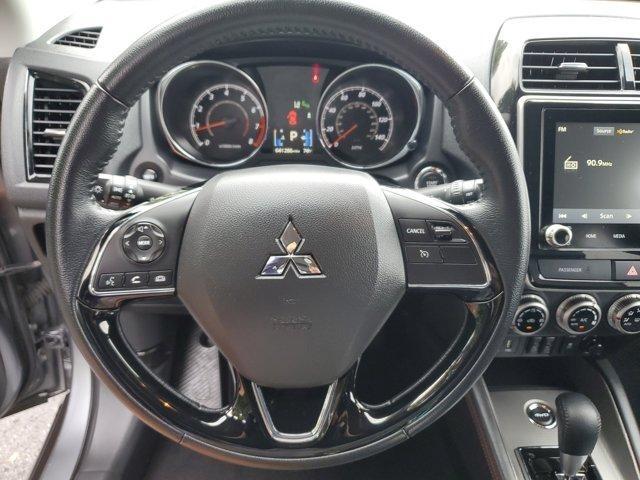 Mitsubishi Outlander Sport  2025
