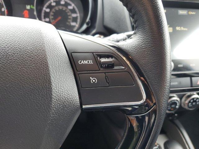 Mitsubishi Outlander Sport  2025