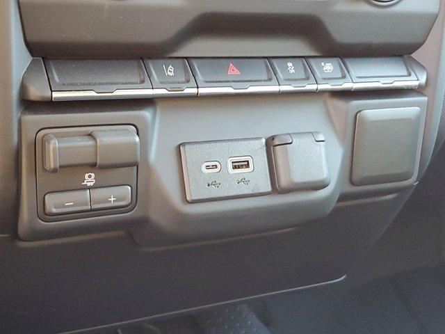 Chevrolet Silverado HD photo 22