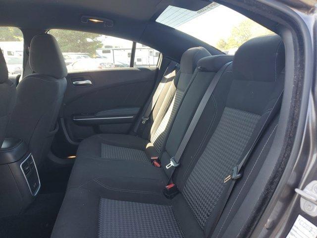 Dodge Charger photo 8