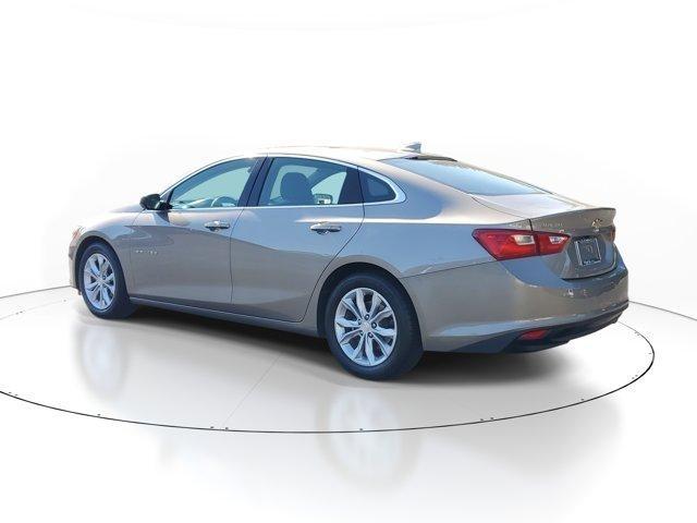 Chevrolet Malibu photo 3