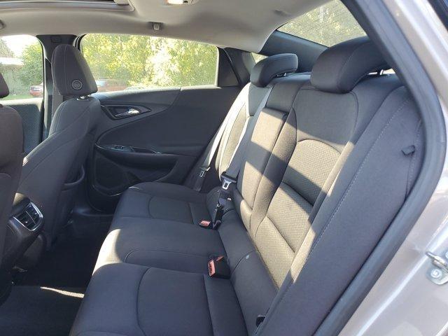 Chevrolet Malibu photo 8