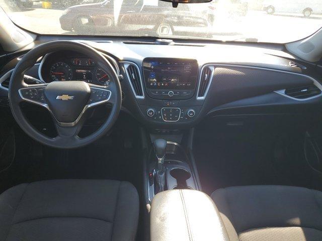Chevrolet Malibu photo 9