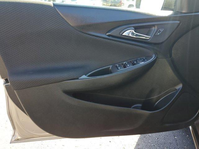 Chevrolet Malibu photo 11