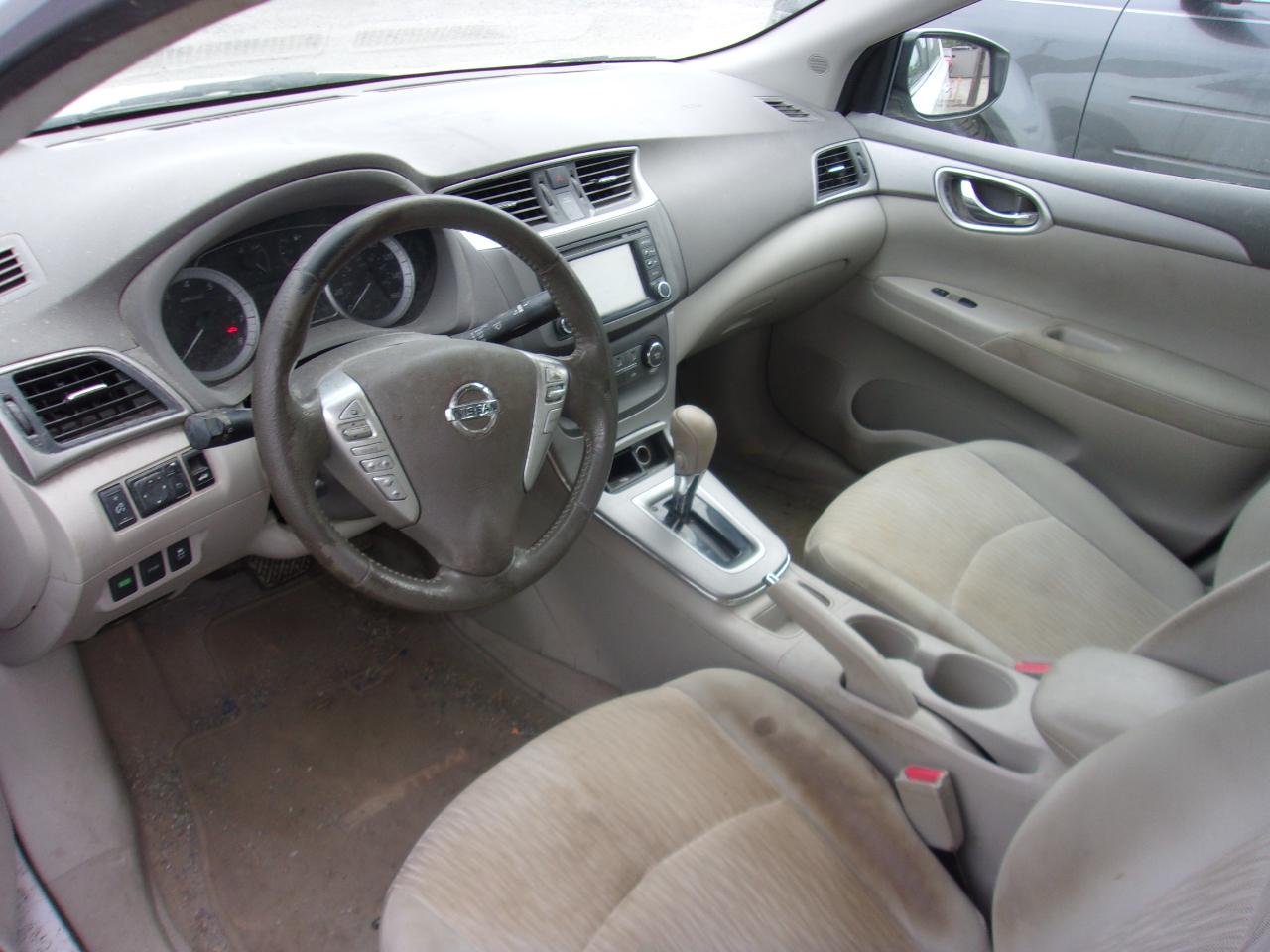 Nissan Sentra 4dr Sdn I4 CVT SV 2014