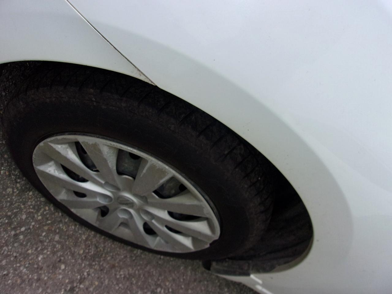 Nissan Sentra 4dr Sdn I4 CVT SV 2014