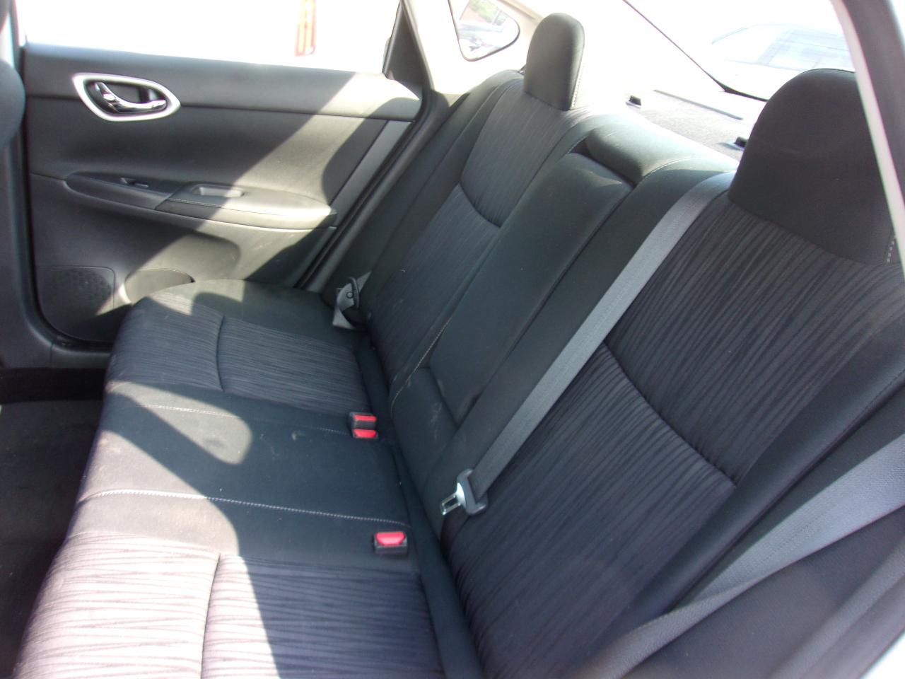 Nissan Sentra 4dr Sdn I4 CVT SV 2014