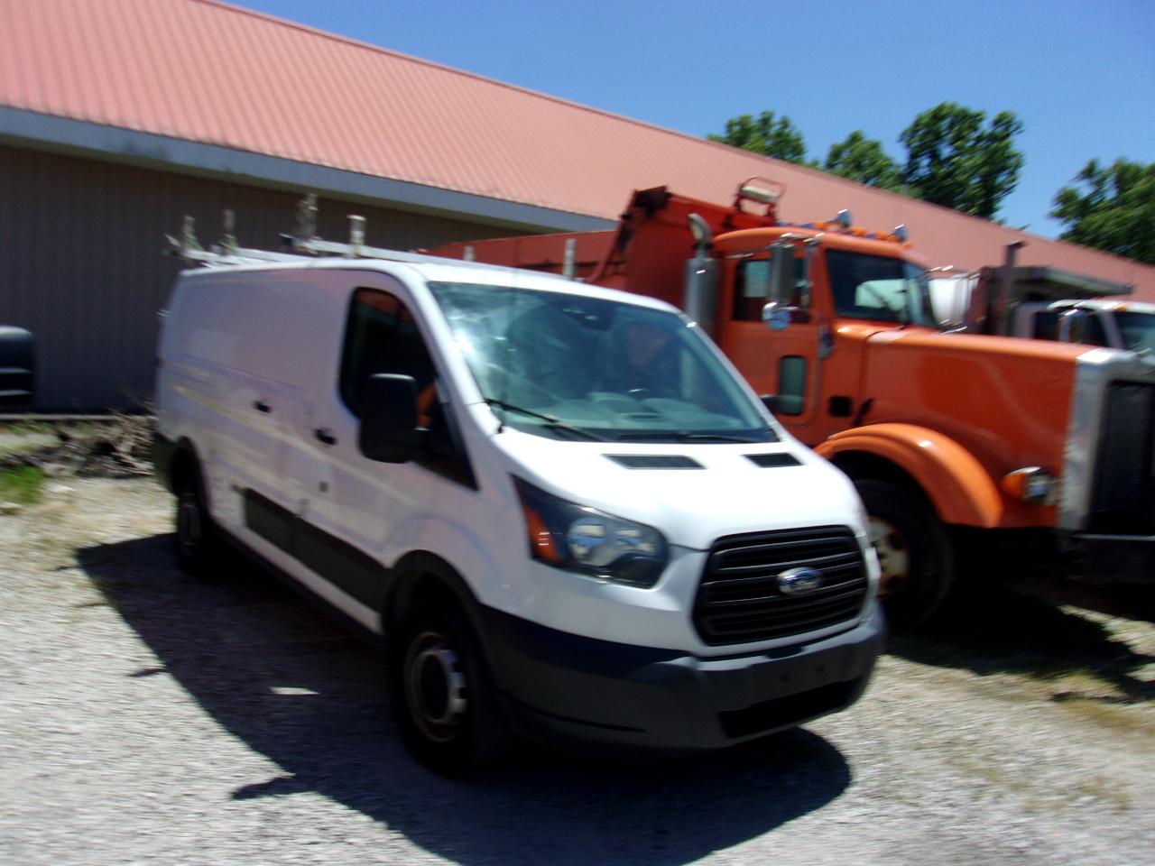 Ford Transit Van T-250 130" Low Rf 9000 GVWR Swing-Out RH Dr 2017