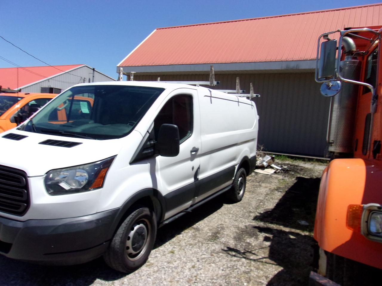 Ford Transit Van T-250 130" Low Rf 9000 GVWR Swing-Out RH Dr 2017