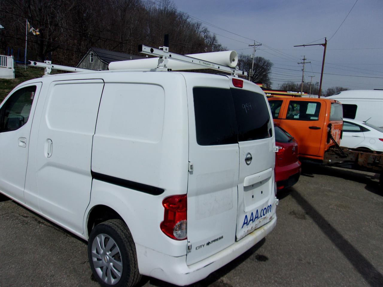 Chevrolet City Express Cargo Van FWD 115" LS 2017