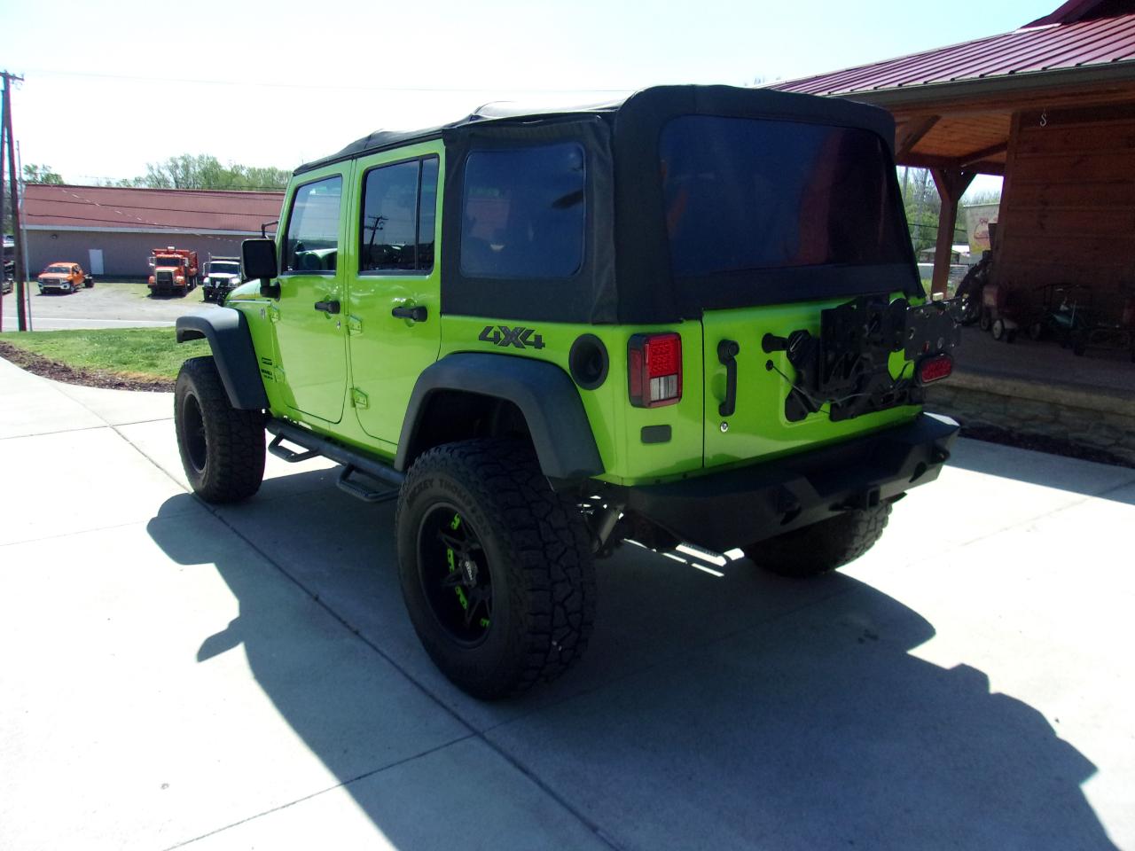 Jeep Wrangler Unlimited 4WD 4dr Sport 2013