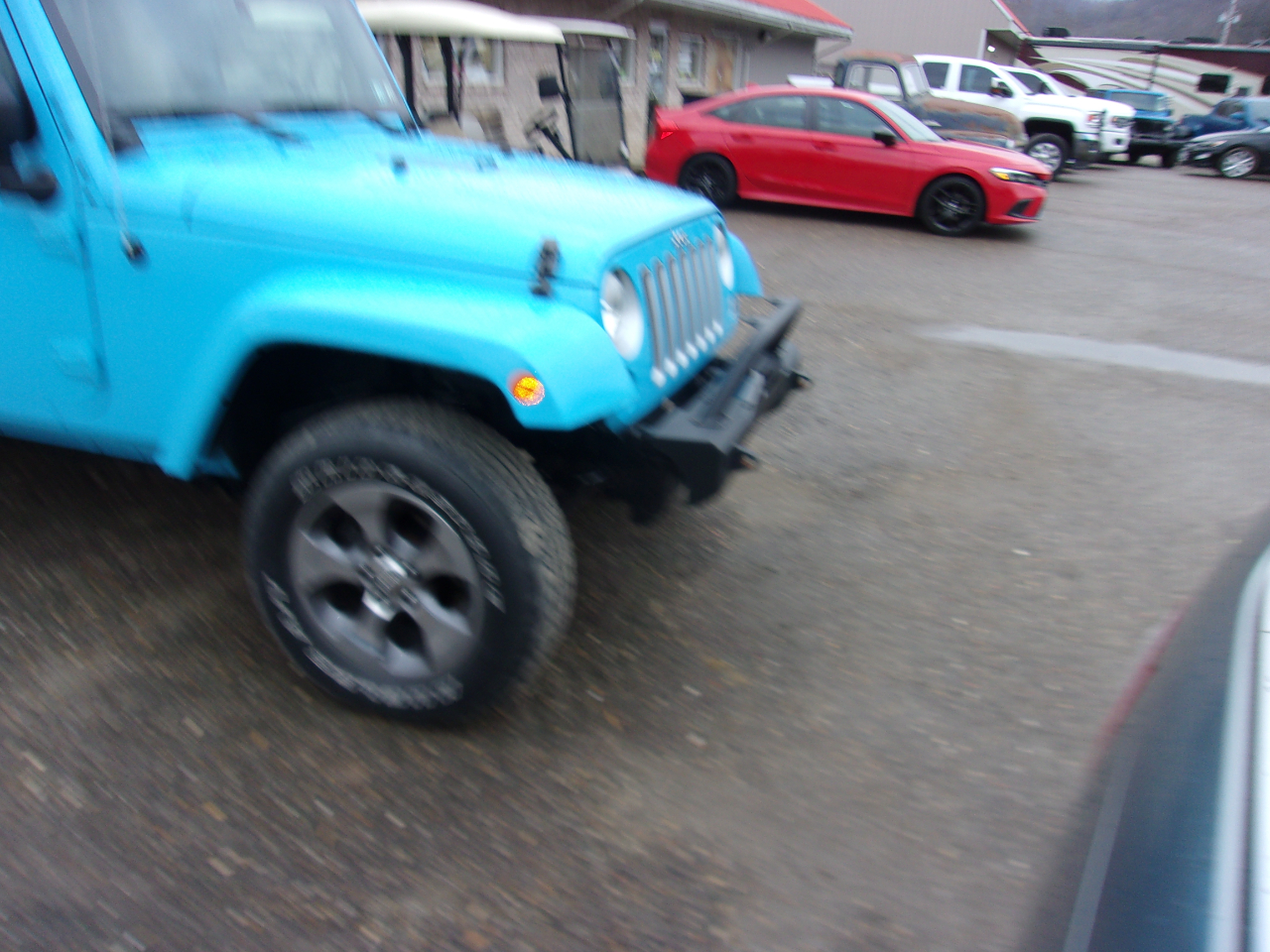 Jeep Wrangler Unlimited 4WD 4dr Sahara 2017